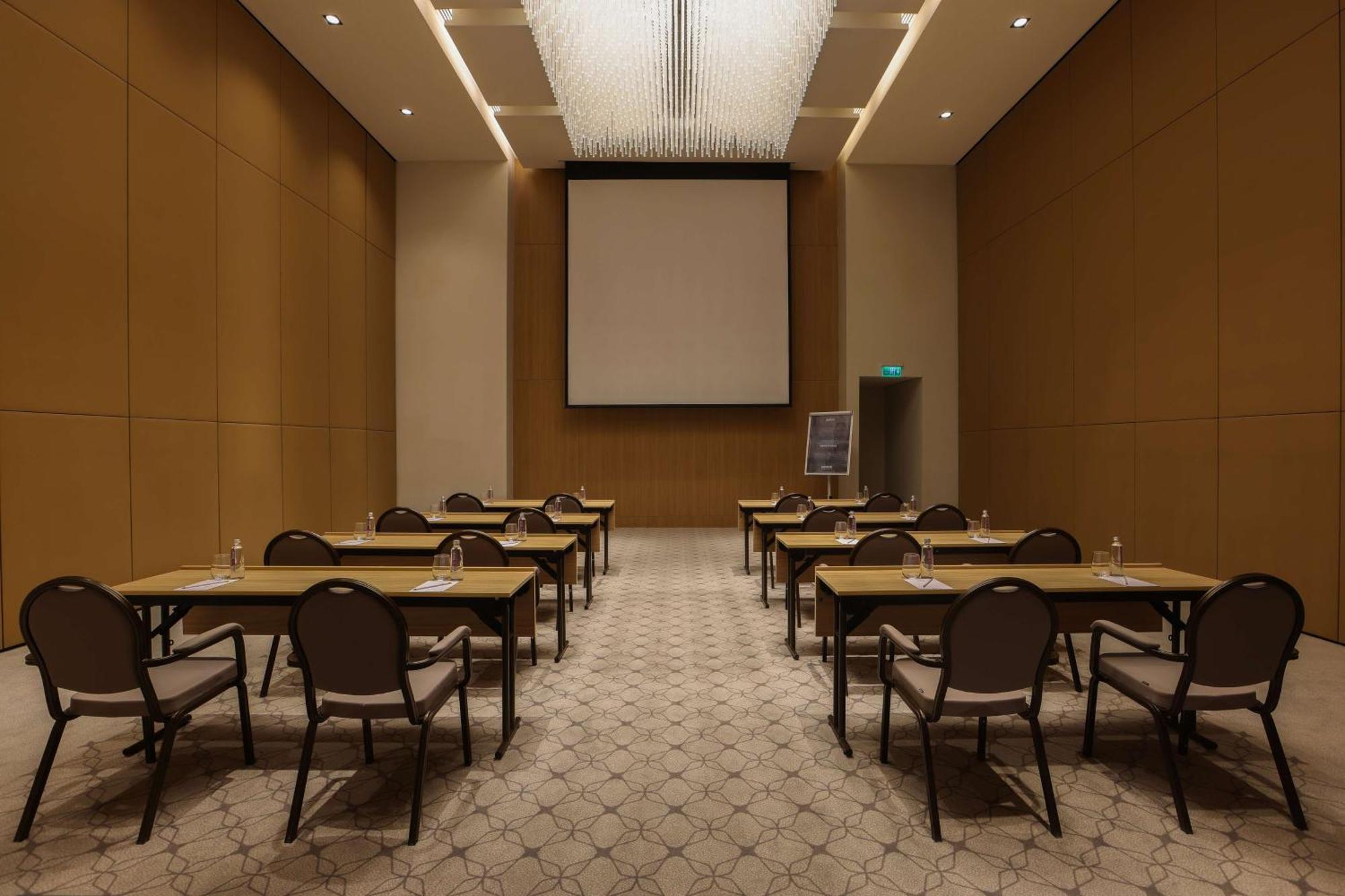 Radisson Hotel & Residence Riyadh Olaya Exterior foto